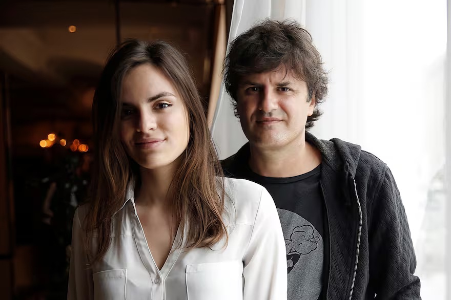 Entre el amor, la oscuridad y la búsqueda sonora, Manu Martínez vuelve a Córdoba
