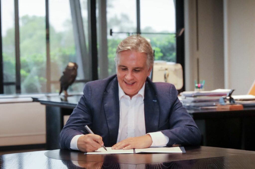 Martín Llaryora