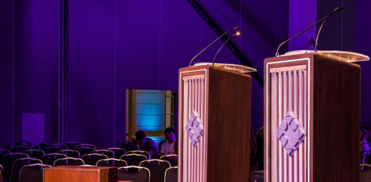 Elecciones sin debate: qué revela la ciencia sobre la polarización política del país Mientras las élites políticas parecen alimentar la división, la ciencia del comportamiento busca entender cómo recuperar la conversación democrática.