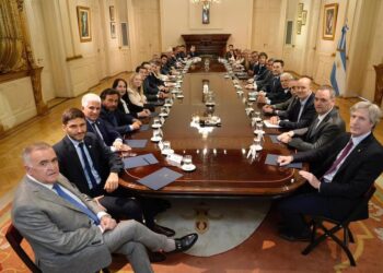 Tras la reunión, Milei destacó un «acuerdo» con los gobernadores