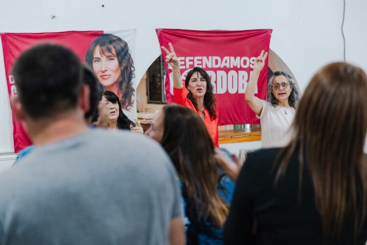 Natalia de la Sota, primera candidata a diputada pro el sello Defendamos Córdoba.