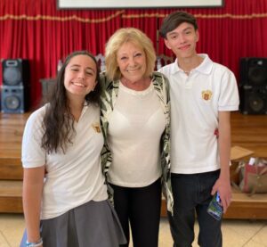 Camino al 26 de octubre: los candidatos hablan y caminan la provincia Camino al 26 de octubre: los candidatos hablan y caminan la provincia