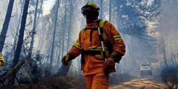 Incendios: está contenido en La Población y sigue activo en Guasapampa Persiste el alerta extremo por el desarrollo de incendios forestales en la provincia.
