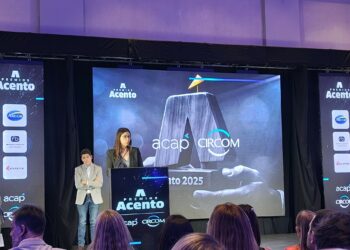 Cecilia Ventolilla. presidenta del CIRCOM y Franco Berardo, presidente de la ACAP.