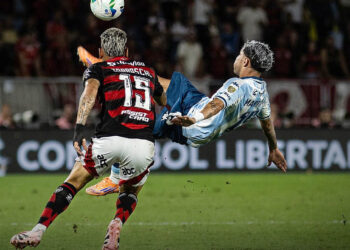 Racing busca un triunfo impostergable ante Flamengo para sostener la ilusión copera