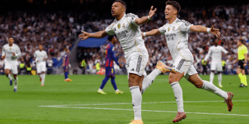 Real Madrid venció 2-1 al Barcelona en el clásico y se afirma como líder Real Madrid venció 2-1 al Barcelona en el clásico y se afirma como líder