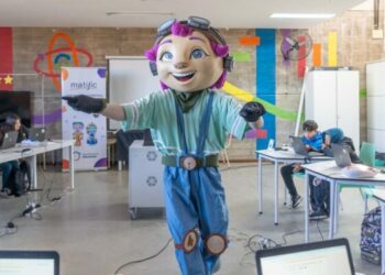 Refuerzan contenidos curriculares de matemática para estudiantes en los Parques Educativos