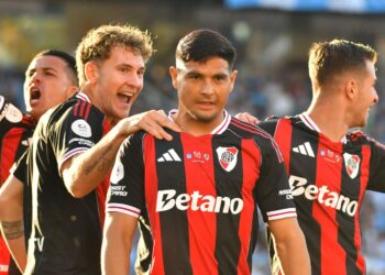 River amargó a Racing con un gol de Maxi Salas y avanzó a semifinales