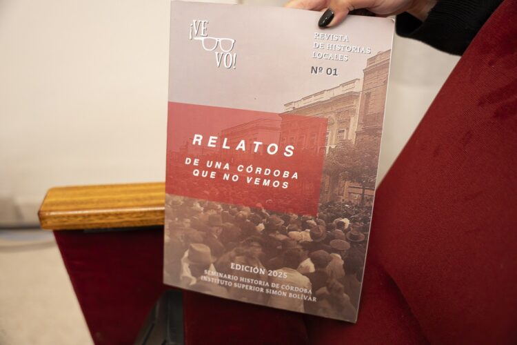 Se presentó una revista de historias cordobesas en la antigua Legislatura Se presentó una revista de historias cordobesas en la antigua Legislatura