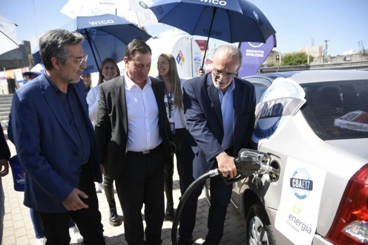 Tiene como fin integrar capacidades científicas y tecnológicas locales para fomentar la innovación y colaboración en el sector.
