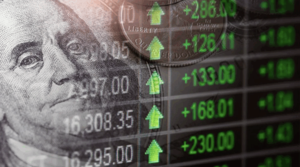 Tras las elecciones legislativas, el dólar tocó un piso de $1.350 y luego rebotó Dólar