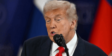 Trump evalúa ataques por tierra en Venezuela y Colombia Trump evalúa ataques por tierra en Venezuela y Colombia