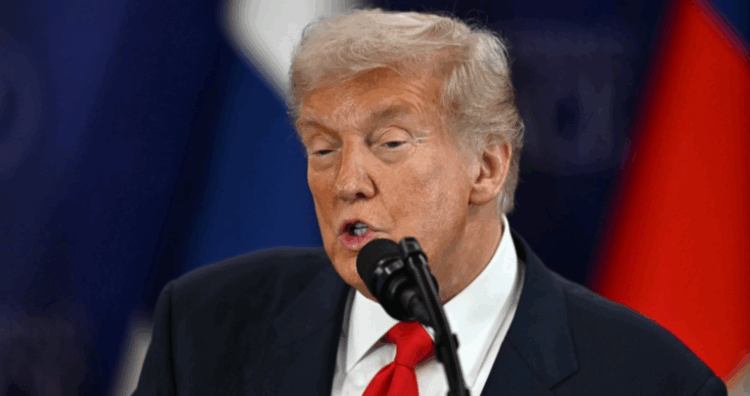 Trump evalúa ataques por tierra en Venezuela y Colombia La administración Trump ha intensificado en las últimas semanas los ataques aéreos contra embarcaciones venezolanas y colombianas, bajo la acusación de narcotráfico.