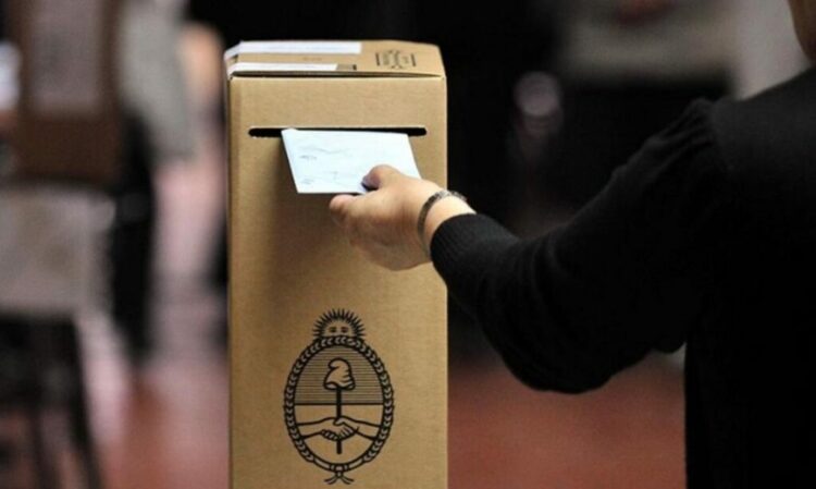 Votar, la sana costumbre a las que nos acostumbranos los argentinos del 83 a esta parte.