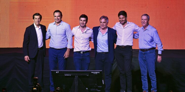 Los seis gobernadores dieron cierre a su campaña.