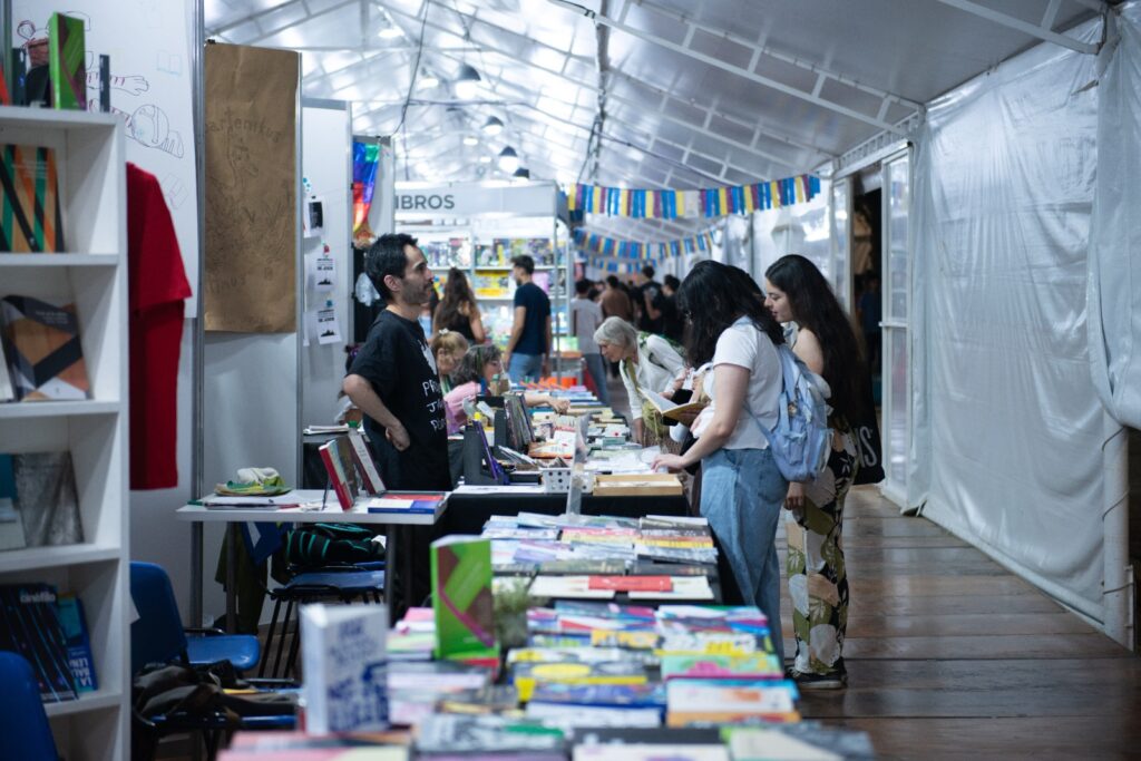 Último fin de semana de la Feria del Libro: el paso de Felipe Pigna, Tute y cuarteto