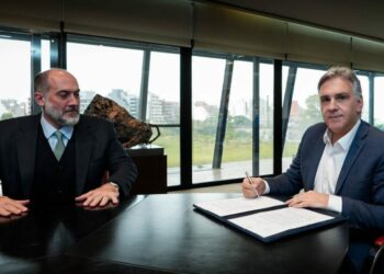 Llaryora avanza en la reducción del Estado: eliminación del 30% de las agencias y entes autárquicos