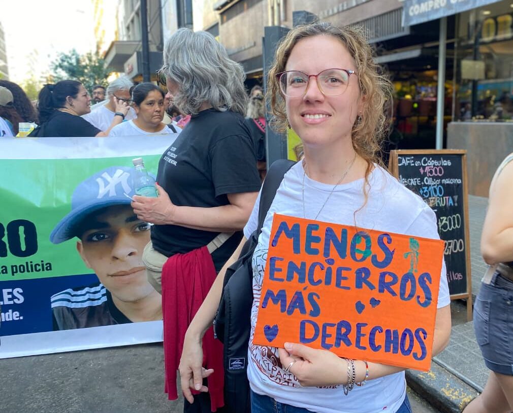 Córdoba marchó para exigir políticas integrales de salud mental Córdoba marchó para exigir políticas integrales de salud mental