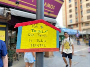 En una Argentina en crisis, la salud mental se reclama en las calles: “No se cura con pastillas, sino con trabajo, vivienda y dignidad” En una Argentina en crisis, la salud mental se reclama en las calles: “No se cura con pastillas, sino con trabajo, vivienda y dignidad”