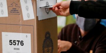 Córdoba ya habilitó sus urnas para elegir al nuevo Congreso Córdoba ya habilitó sus urnas para elegir al nuevo Congreso