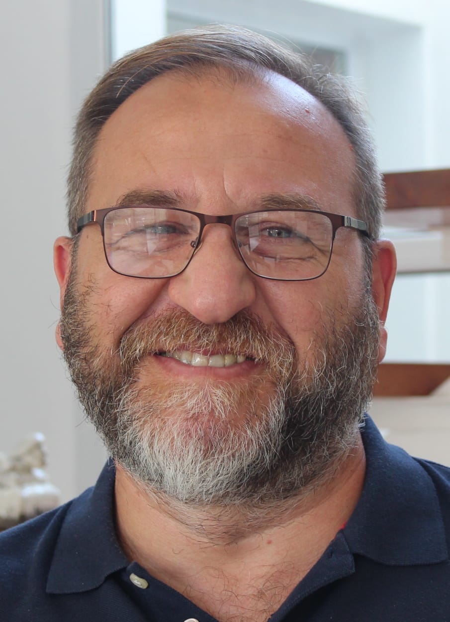 René de Santis., Poliamor 