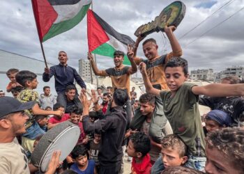 Hamás anuncia el «fin completo de la guerra» en Gaza, pero el alto el fuego sigue pendiente de Israel