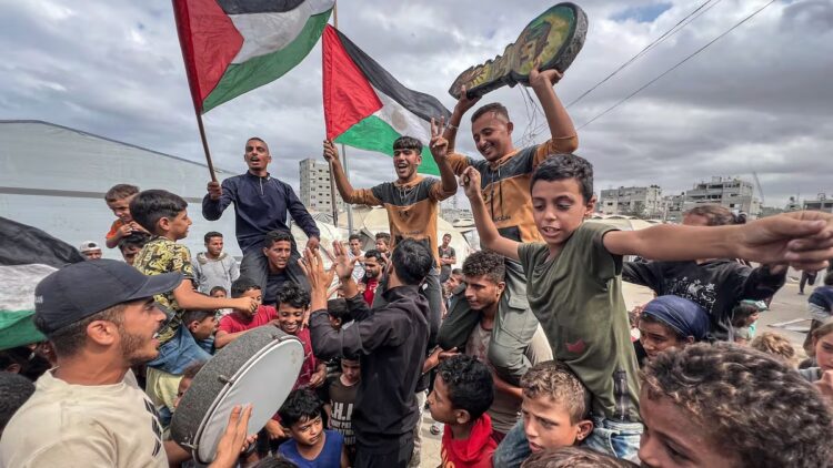 Hamás confirma el "Fin completo de la guerra" en Gaza, se espera la respuesta de Israel.