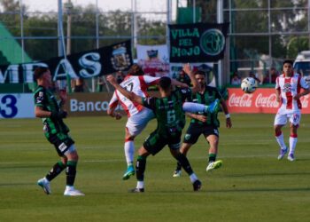 Instituto empató sin goles frente a San Martín de San Juan