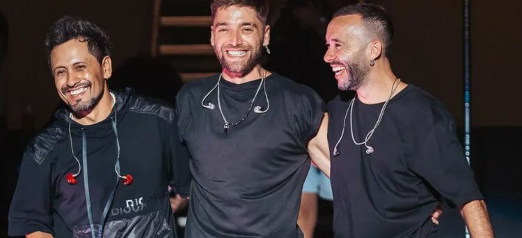 El cuarteto por primera vez en Tokio.