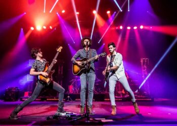Morat convirtió su show en un set de rodaje cinematográfico