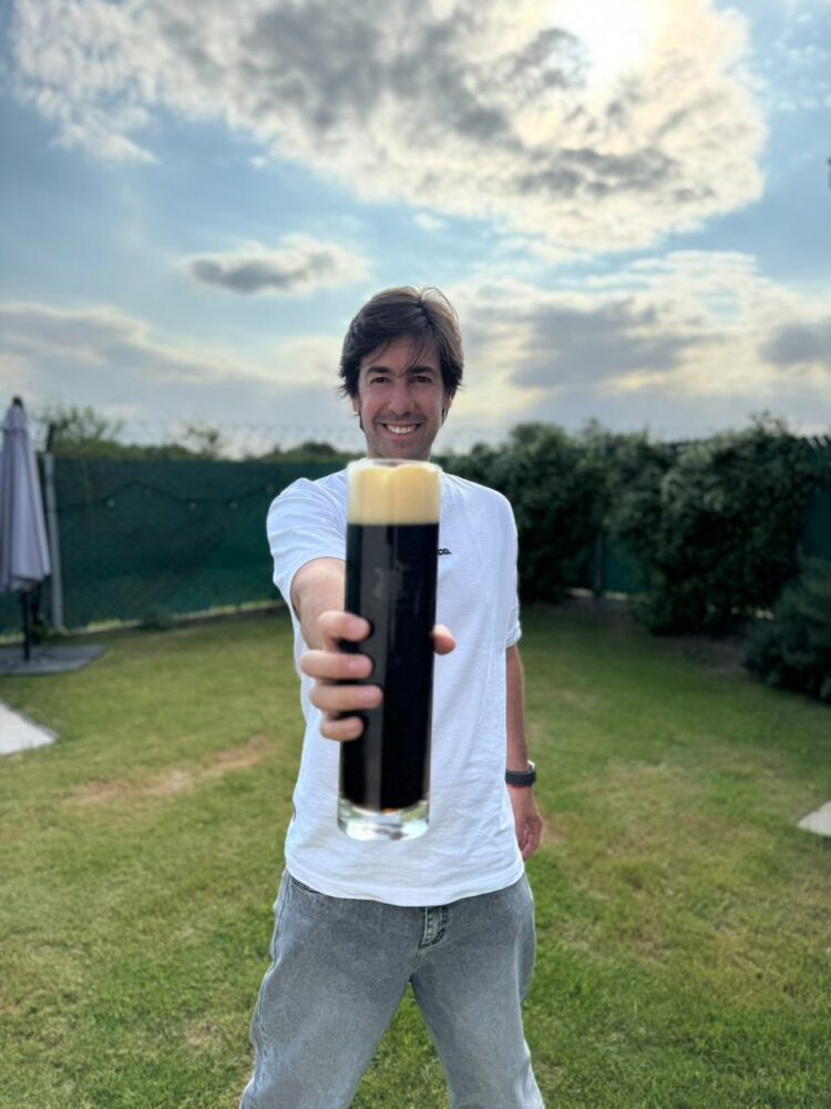 Willy Magia —famoso por su “truco del fernet”— se suma al primer Festival del Fernet con Coca.