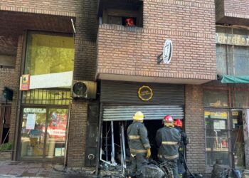 Ocurrió hoy a las 8.20 en un edificio situado sobre calle Deán Funes 540.