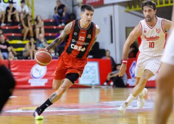 A Instituto se le escapó en el final y perdió ante San Martín de Corrientes