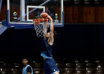 Argentina abre la clasificación al Mundial 2027 con novedades en el banco