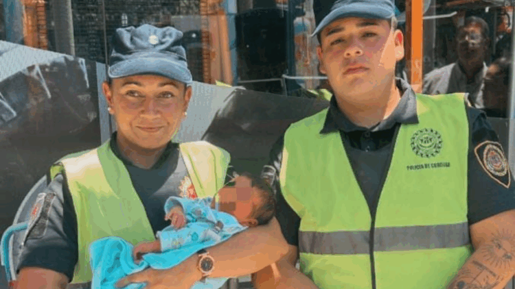 Aspirante policial auxilió a un bebé y le salvó la vida Bárbara Rivas, aspirante de 2º año de la Escuela de Suboficiales General Manuel Belgrano.