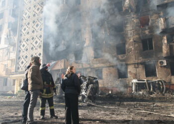 Ataque aéreo ruso a Ucrania dejó al menos 25 muertos