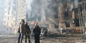 Ataque aéreo ruso a Ucrania dejó al menos 25 muertos