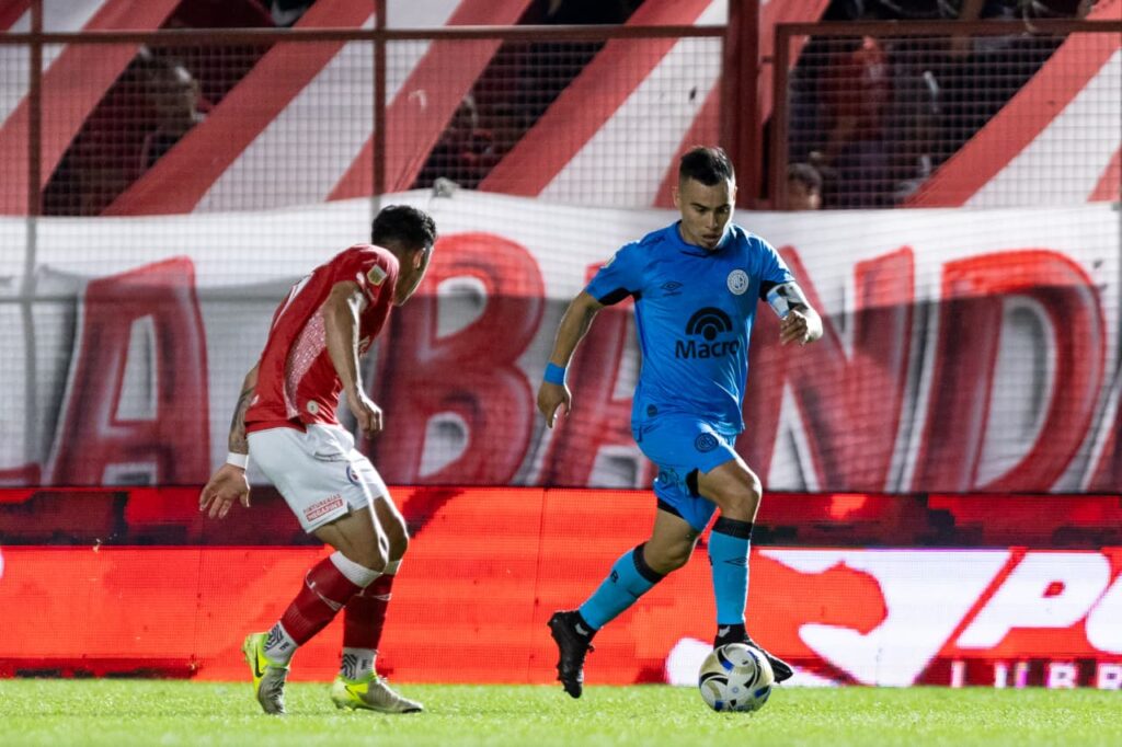 Belgrano perdió con Argentinos Juniors y está obligado a ganar en la última fecha para entrar a los Playoffs