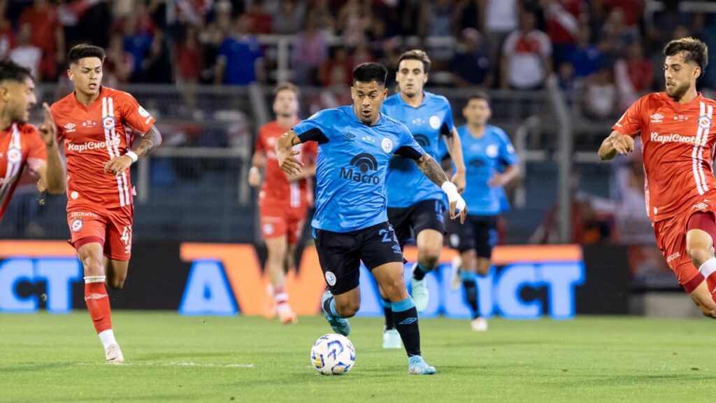 Belgrano se juega el semestre ante Argentinos Juniors