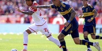 Boca madrugó a Estudiantes en el inicio del segundo tiempo: gana 1-0 y es líder la Zona A