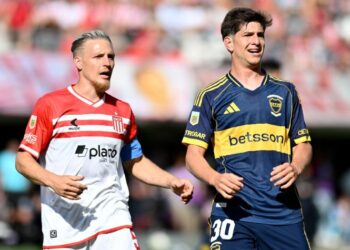 Boca se lo ganó sobre la hora a Estudiantes en un final caliente