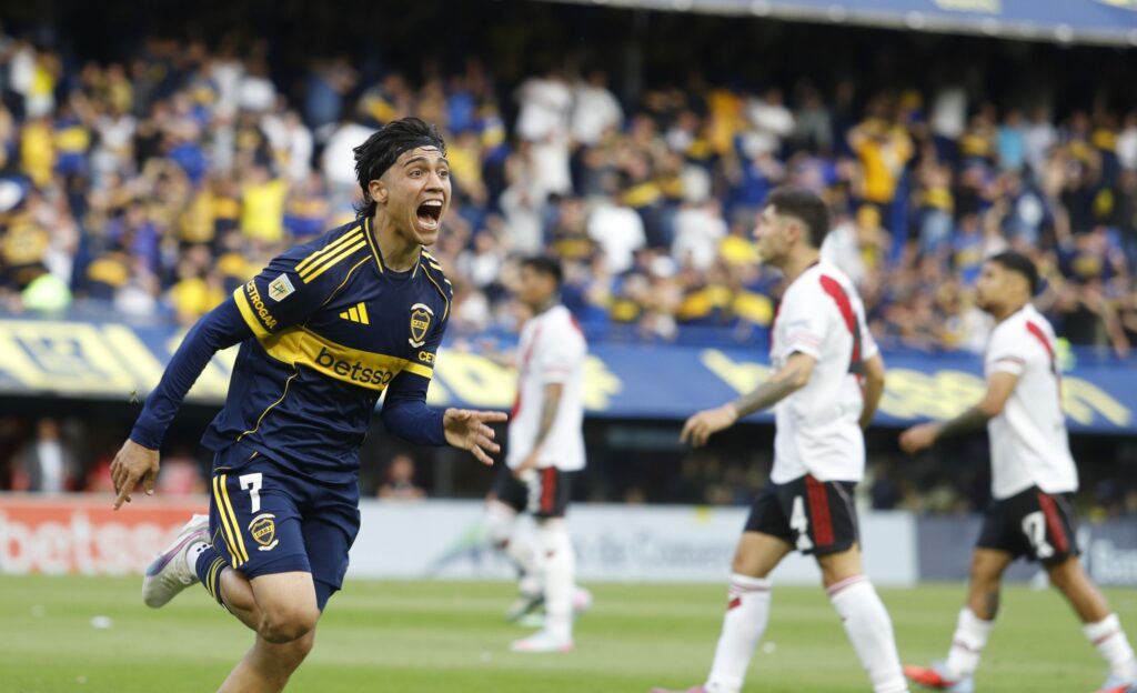 Boca venció 2-0 a River y clasificó a la Copa Libertadores 2026 Boca venció 2-0 a River y clasificó a la Copa Libertadores 2026