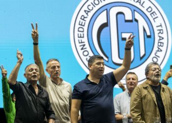 La CGT está en contacto con Santilli, aunque sin convocatoria formal aún