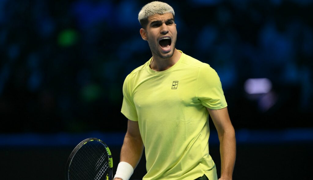 Carlos Alcaraz levantó un partido durísimo con Fritz y puso a Sinner contra las cuerdas Carlos Alcaraz levantó un partido durísimo con Fritz y puso a Sinner contra las cuerdas