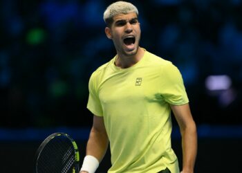 Carlos Alcaraz levantó un partido durísimo con Fritz y puso a Sinner contra las cuerdas