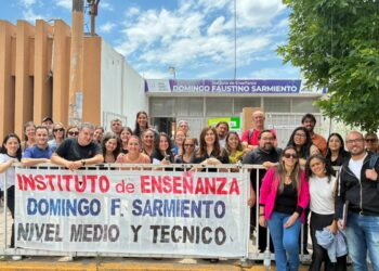 Clase abierta en el Instituto de Enseñanza Domingo Faustino Sarmiento.