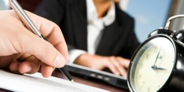 Colombia reduce la jornada laboral a 44 horas semanales Colombia reduce la jornada laboral a 44 horas semanales