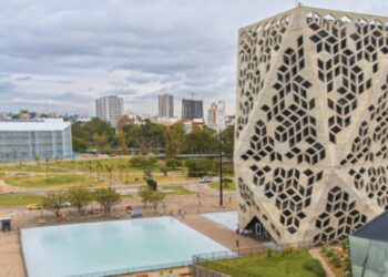 Comienza el pago a jubilados y se inicia el cronograma para empleados provinciales