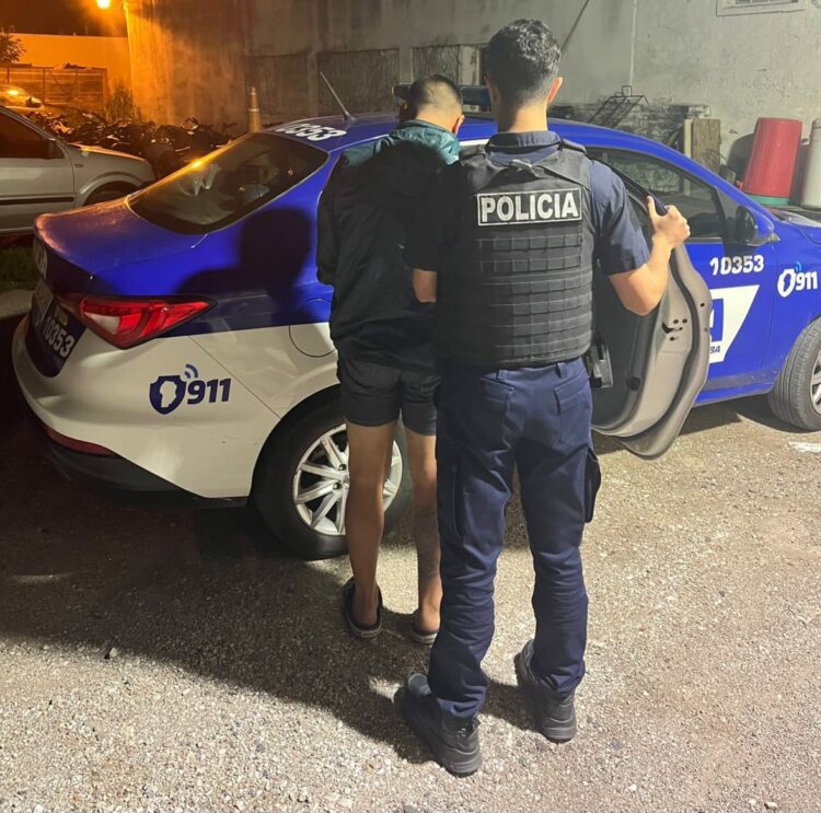 un joven de 25 años fue detenido