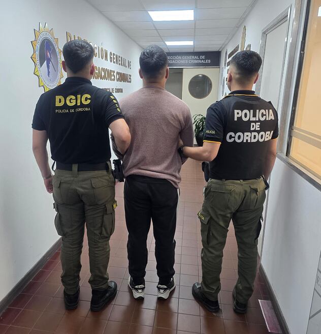 Detuvieron a 16 personas por estafas en la venta de vehículos Según la investigación, se estima que unas 200 personas fueron defraudadas.